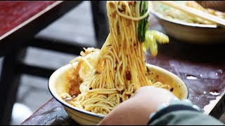 Chongqing special noodle restaurantVery hot