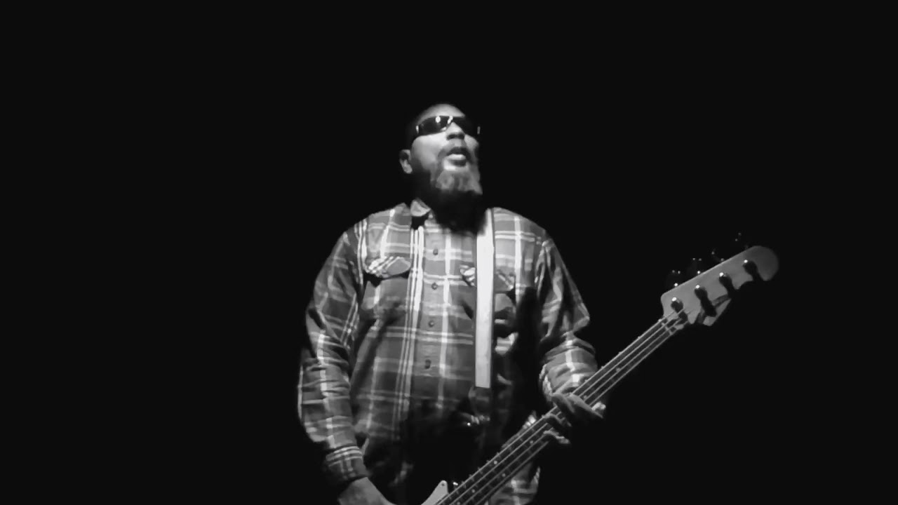 B7K-c0c (Black Cock) - Peacock