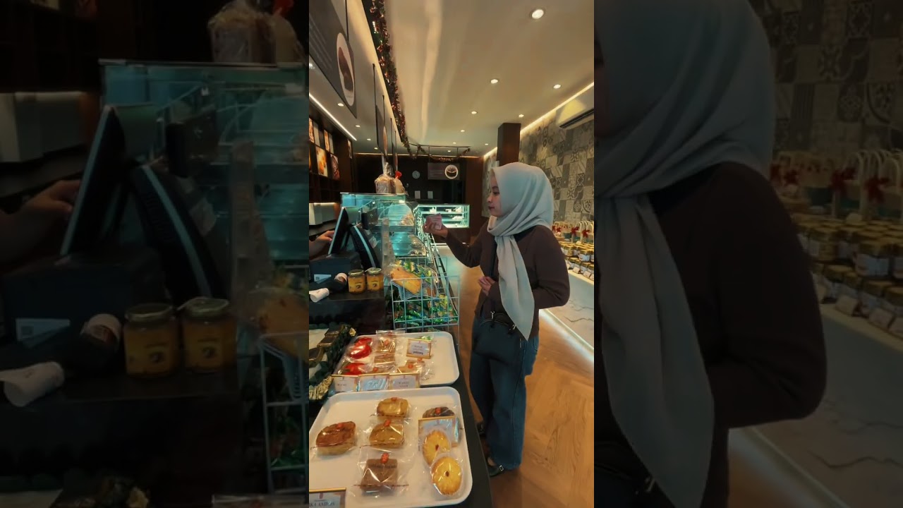 Belanja roti di holand bakery