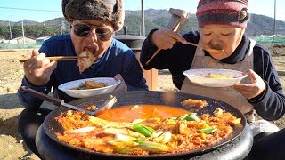 김치 하나면 맛있는 찌개가 뚝딱~ [[참치김치찌개(Kimchi stew with Tuna)]] 요리&먹방!! - Mukbang eating show