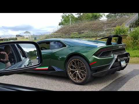 Lamborghini Huracan VS Evo 8