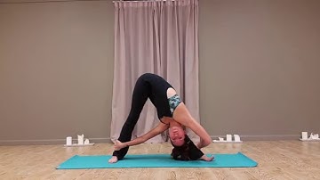 How To: Twisted Wide Angled Fold into Twisted Triangle