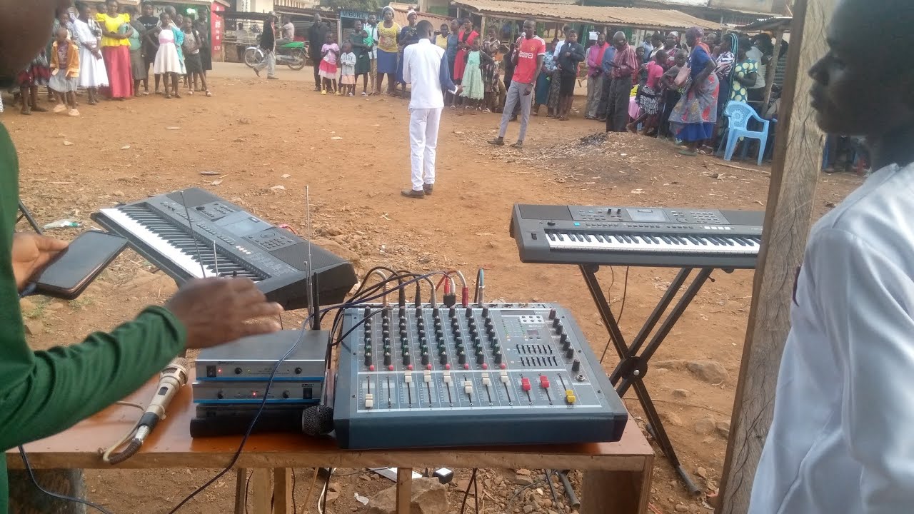 INE MA THUMA WERI//  BY  PST JANE  AND THE TEAM LIVE OPENAIR CRUSADE AT OGWEDHI TOWN🔥🔥🔥