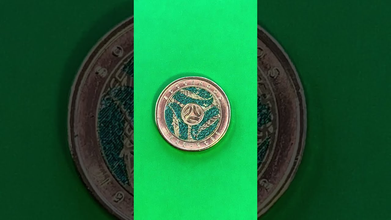 Woolworths Socceroos 2022 Coin Coloured Two Dollar Coin With JC Queen Woolworths Socceroos 2022 Coin Coloured Two Dollar Coin With JC Queen