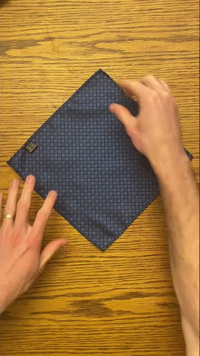 Pocket Square - Winged Puff