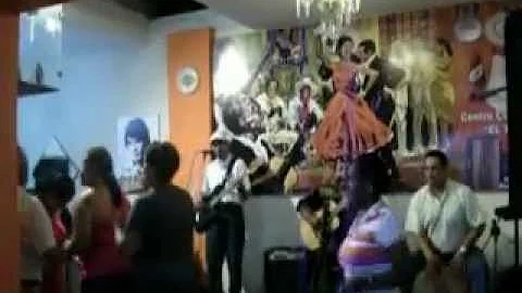 ELIZABETH CARRILLO CANTA- GOZA NEGRA-EN EL TALADRO-