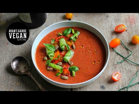 GAZ'S GAZPACHO SOUP - QUICK SUMMER DISH 1/3 | @avantgardevegan by Gaz Oakley