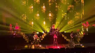 Download Lagu 2025 02 22 Lenny Kravitz - LDLC Arena Lyon 22 février 2025 - Honey (première en live) MP3