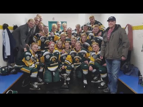 14 dead after Canadian junior hockey team bus crash