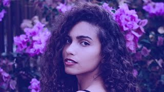 Download lagu weak by larissa lambert (slowed down   reverb)