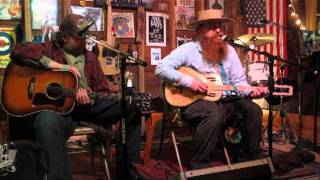 Willy Tea Taylor: Big Jim's Guitar