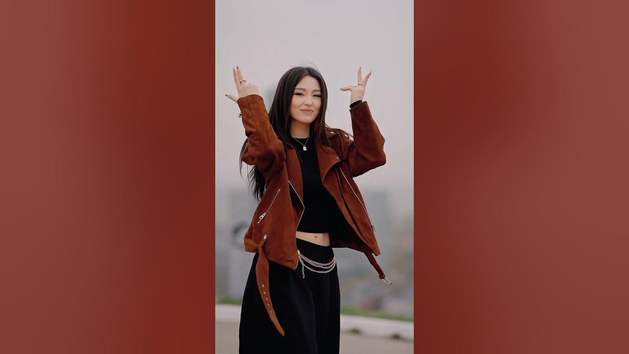 Perfect body with a perfect smile #newsong #dancemusic #hollywood #shorts #viralvideo #romatic