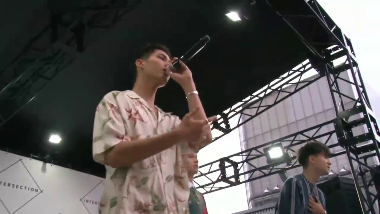 190824 INTERSECTION - Body Language LIVE - YouTube
