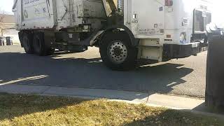 Autocar ACX - Heil durapack 7000 garbage truck on recycling