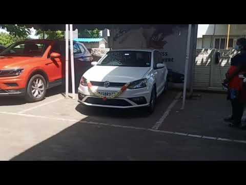 EPIC FAIL- Brand New VW Polo Turns Turtle Seconds After Delivery at Showroom