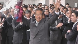 石原都政が終幕 都議会、辞職に同意