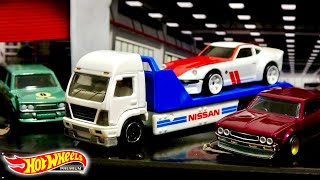 お店の様な雰囲気☆ホットウィール プレミアム コレクターセット Nissan Garage ショールーム風のディスプレイケース☆フェアレディZ・ダットサン・ローレル トミカにも欲しい☆