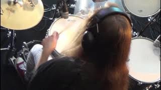 Surga dan Neraka (Black Sabbath); cover drum oleh Sina