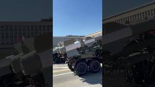 Vozila Za Dotur Rakete Razorne Moći - Vojna Parada, Snaga Jedinstva