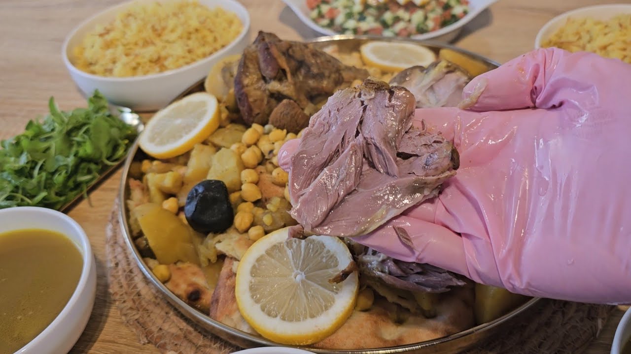 اطيب وصفة تشريب عراقي اصفر  طعم لايفوتكم يطلع وياكم اللحم ذايب ومرق اللحم ماينشبع منه