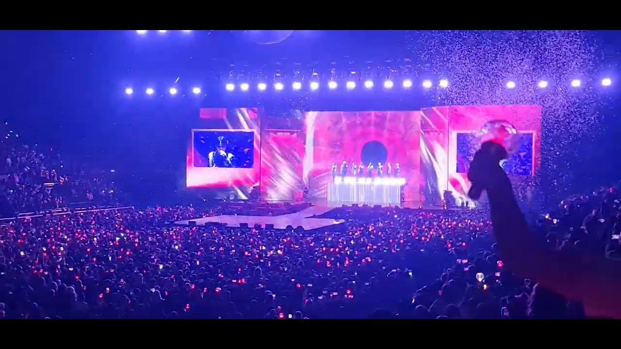 220223 ATEEZ THE FELLOWSHIP:BREAK THE WALL Tour 2023 In London