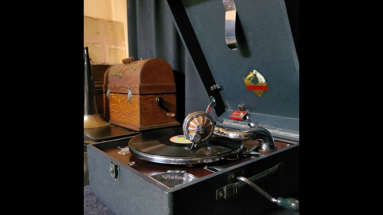 童謠）古賀 さと子 ♪めえめえ小山羊♪ 1953年 78rpm. Victor