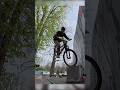 Footjam an der Box von Maik! #chemnitz #mtb #biking #skatepark #minirampe #ajz #footjam