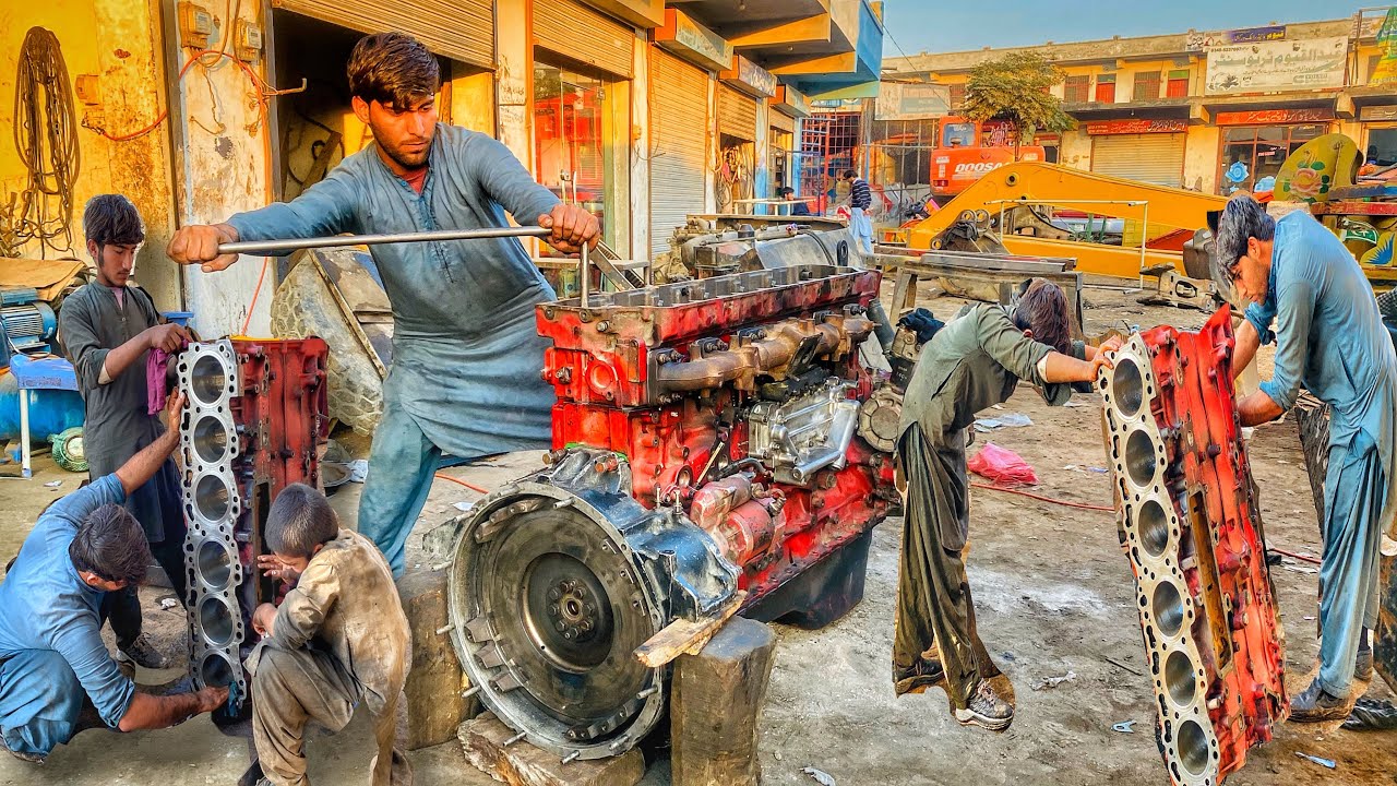 Genius Boys Isuzu 6 Cylinder diesel Engine || Full Repairing and ...
