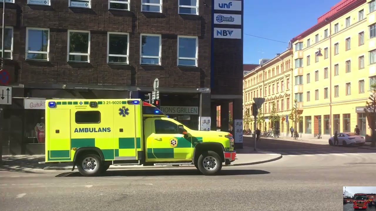 Svenska utryckningsfordon på utryckning