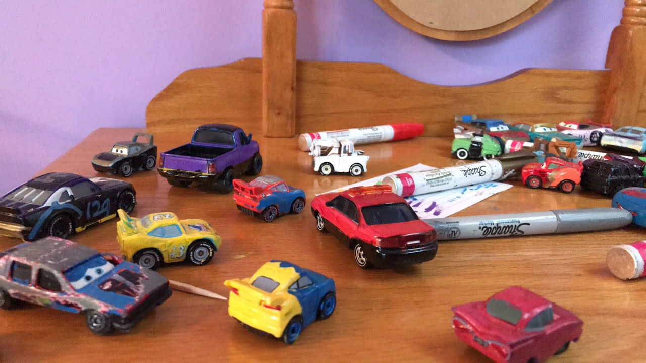Painting Custom Mini Racers with Guests! Ty Talks Live 3/25/23 - YouTube
