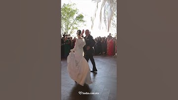 Thumbnail of ¿Ya sabes qué canción bailar con tu papá? 🤗😍❤  #bodascommx #baileboda #papaehija