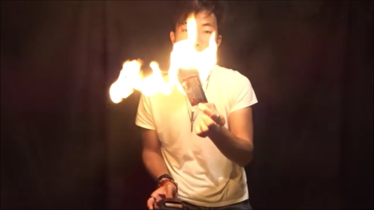 Pyro Wallet V2 by Adam Wilber|Magic Review