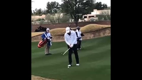 FLYT Golf. Steve Stricker, PGA/Champions Tour. Perfect example of straight arm chipping & pitching.