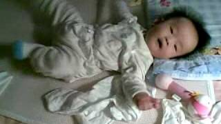 20091025五個月又8天--不睡覺