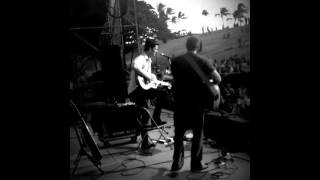 Jack Johnson and G.love play Rainbow/Rudie @glove