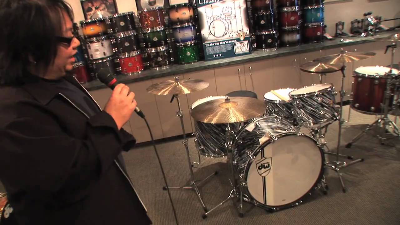 DW Showroom (Candyland I) - June 2009 w/ Curt Bisquera