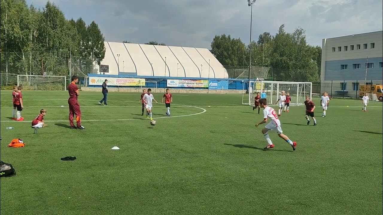 Спортшкола Каменка играет в футбол в Молдове. Фк алтай