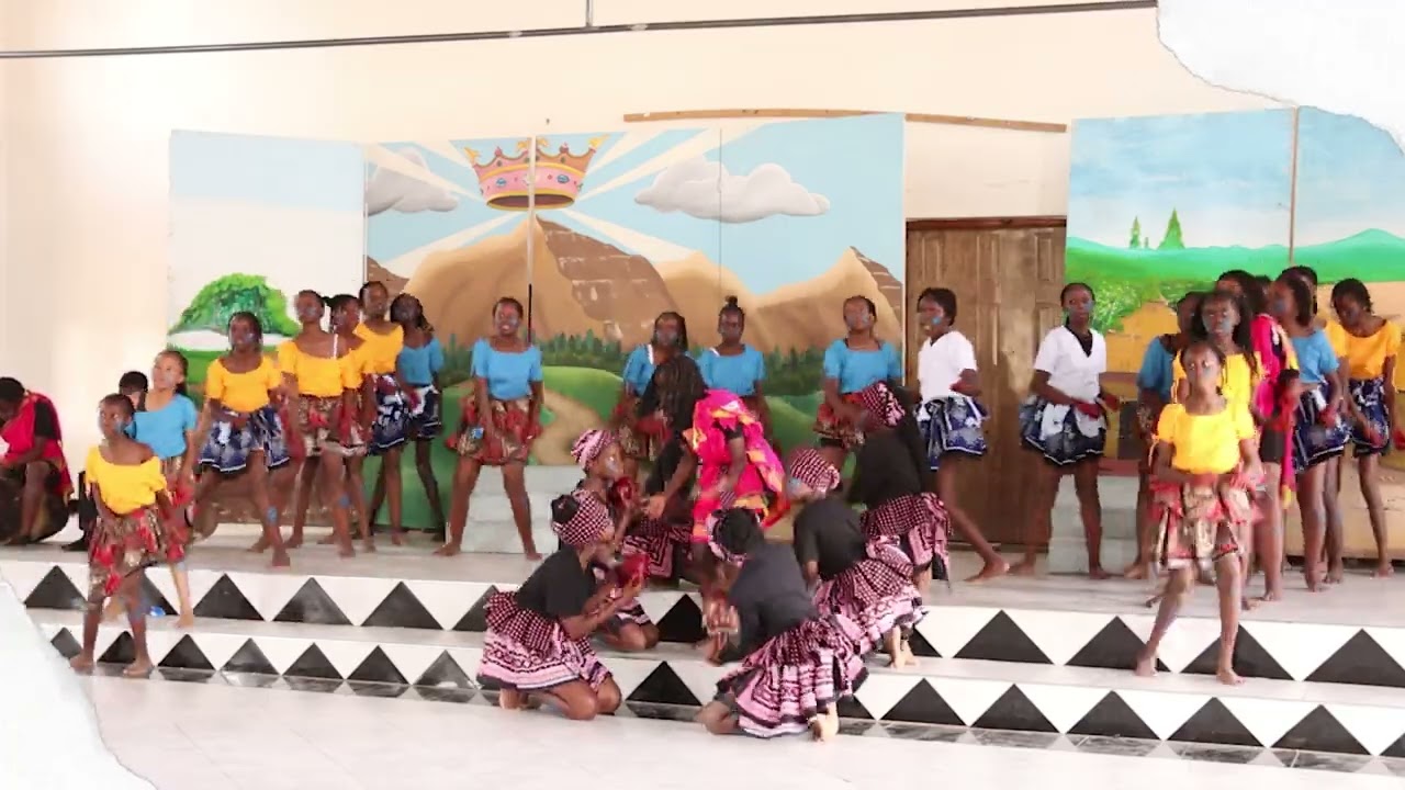 KAMBA FOLK DANCE
