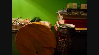 Crushed Cans and Quarters (Stop-motion 29fps)