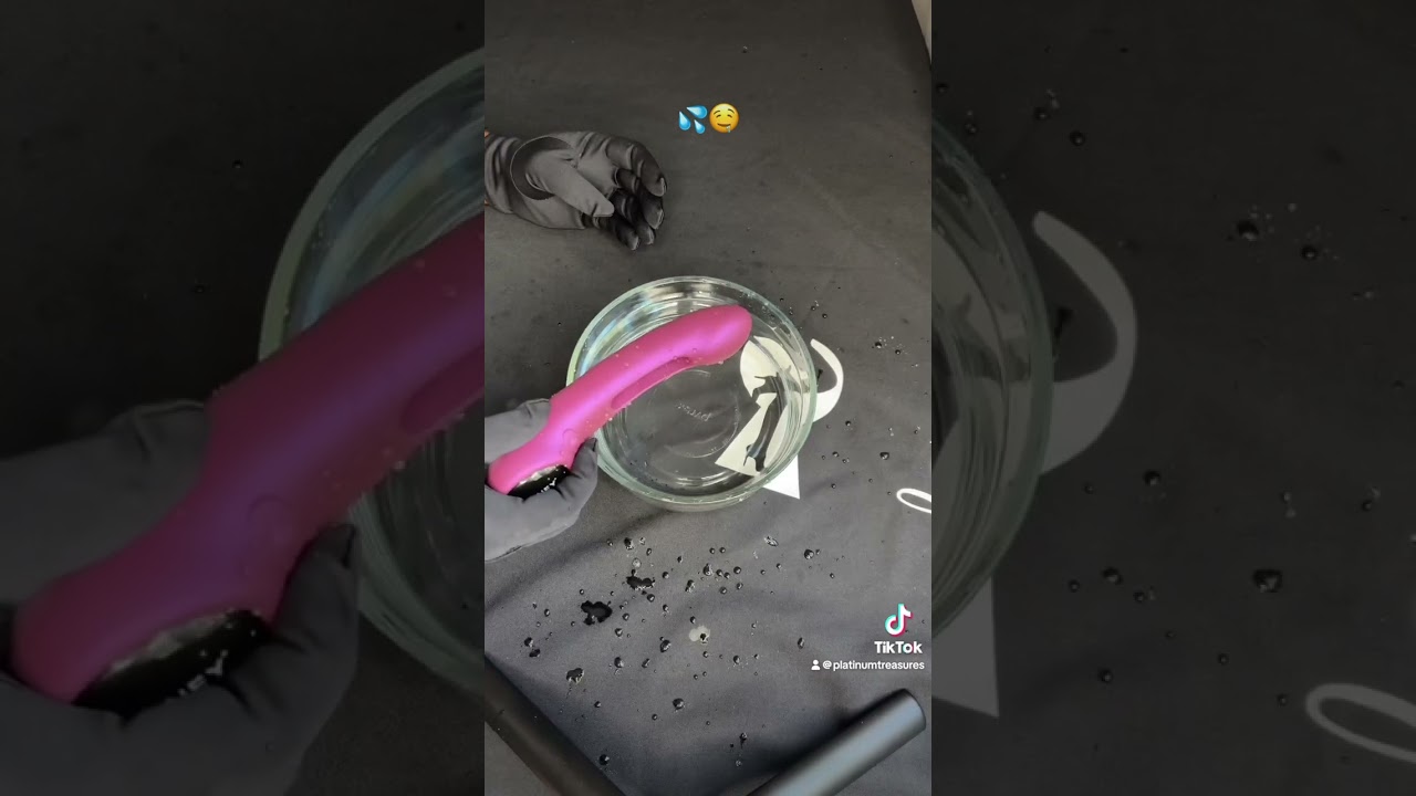 Tempo Pressure Sensing App-Controlled Tapping G-Spot Vibrator