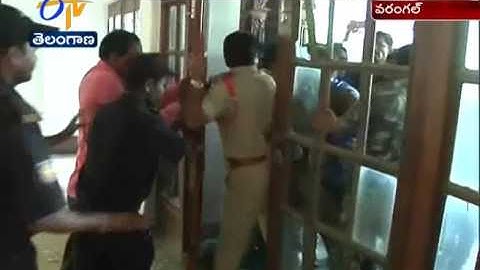 Mal Practices in Kakatiya University | Students Creates Ruckus at Administrative Office