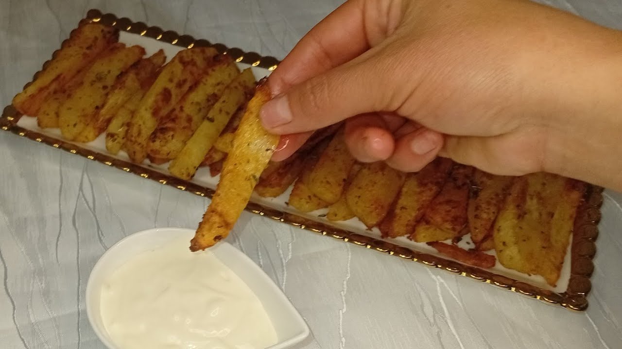 بطاطس مشوية في الفرن بتتبيلة 