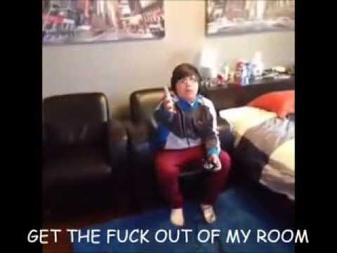 Get the f*** out of my room I'm playing Minecraft - THE VERY POOR REMIX ...