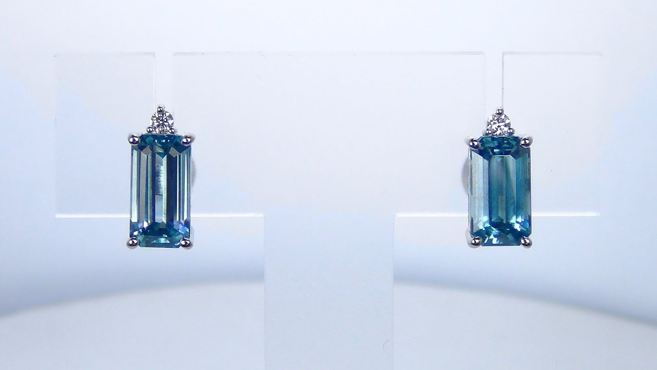 澄みきった青の輝き ― ブルージルコンのリングとピアス | アトリエ 