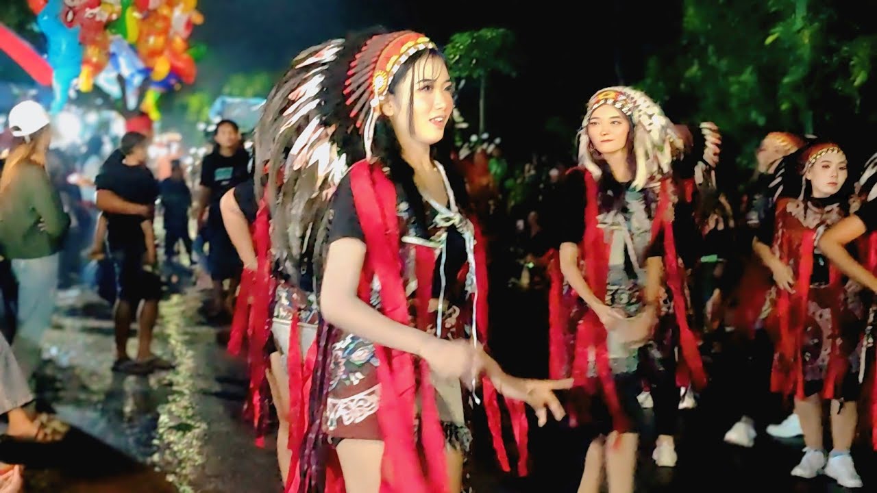 Desi Afrika & Icha Celow di Buru Penonton‼️Karnaval Sidodadi Tempurejo Jember Full Siang Malam