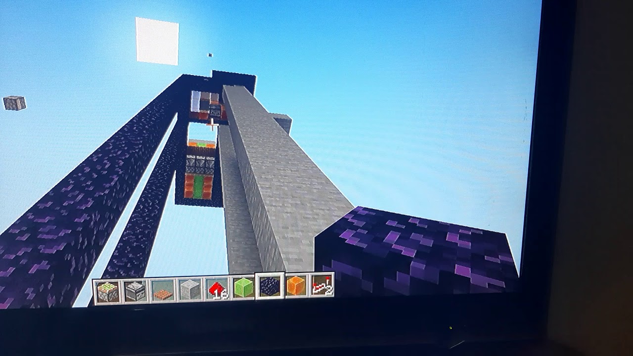 Vault111 style Elevator with call function + safety feature.