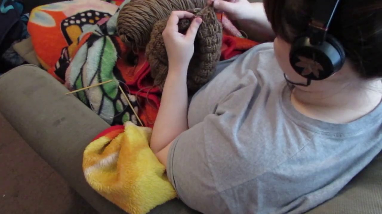 knitted hat- 1- brick pattern in light brown- 37