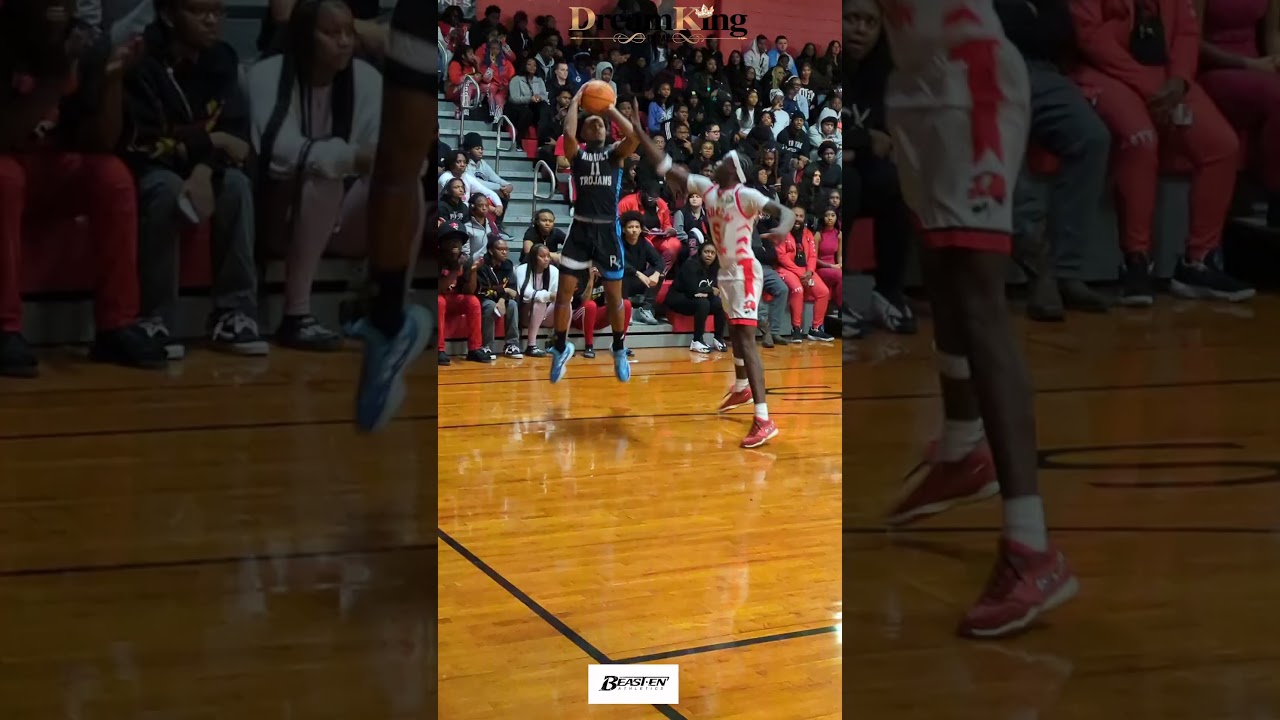 3rd Quarter Action. Ribault Trojans vs Jackson Tigers. Ribault win 57-51