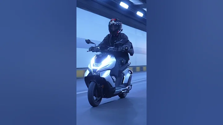 Ready to hit the road with ZEEHO AE8 S+? #ElectricMotorcycles #MotorcycleEnthusiasts #scooter
