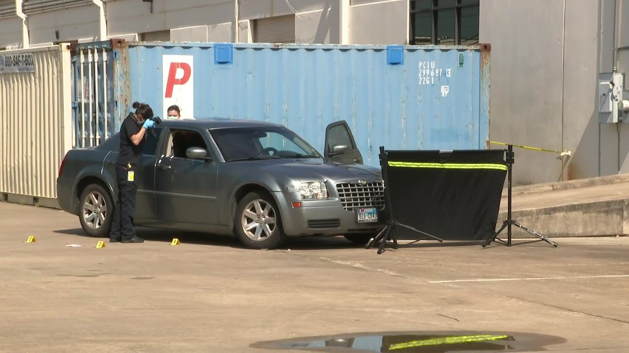 Man found shot to death in southwest Houston - YouTube